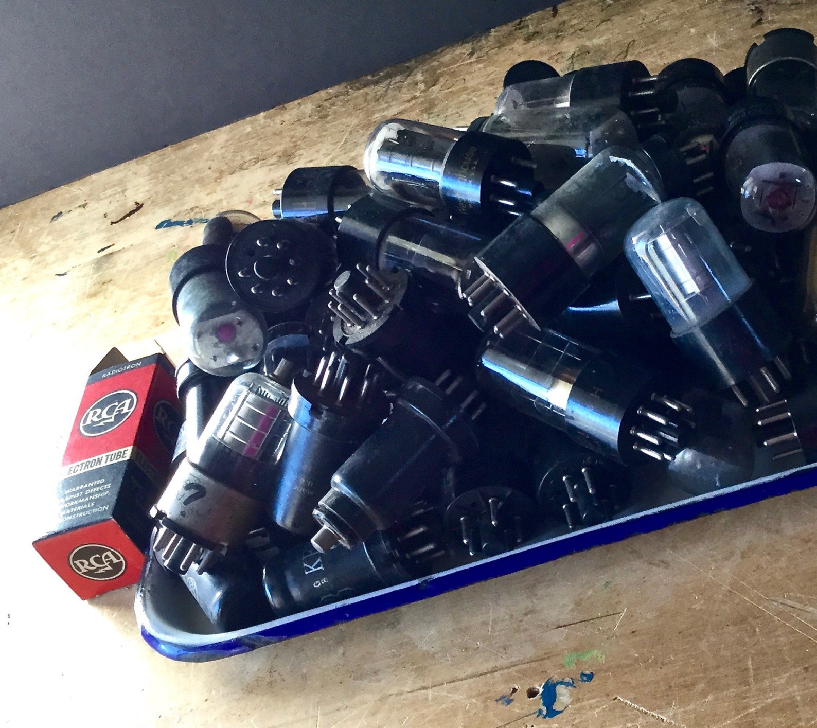 Vintage Vacuum Tubes Glass Metal Tubes Radio TV Tubes Etsy