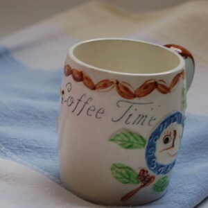 Kitchy Coffee Time Cup. Clock face cup. Vintage Cute ceramic coffee cup 1960s charm