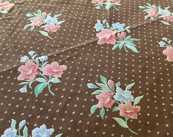 Vintage round tablecloth. Brown and orange