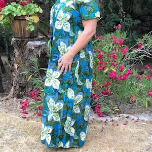 Alice brand Muumuu. Tropical long dress. Blue and green.