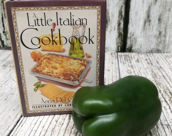 Little Italian Cookbook. Mini hardcover cookbook