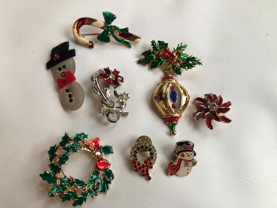 christmas novelty brooches