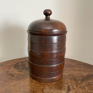 Large antique Edwardian stained beech treen tobacco jar c. 1910