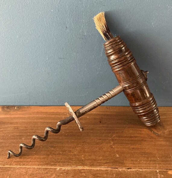 Vintage Style Spring-Assisted Corkscrew – Direct Pull Wine Bottle Opener, Antique Black Finish