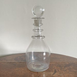 Antique small George III decanter with bullseye / target stopper c. 1800