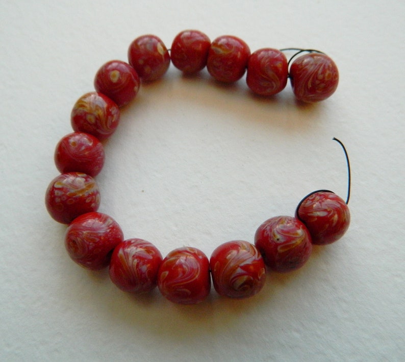 ,lampwork beads,Exotic beads trade beads,old bead Trade beads Vintage Chinese swirl Feather Lampwork round Glass beads