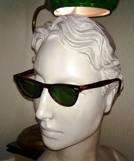 Hipster hotsell sunglasses brands