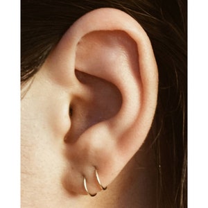 Solid 14K Gold SINGLE Sleeper Hoop, Tiny 14K Gold Fill Hoops, Small Sterling Silver Hoops, Small Hoop Earrings, Cartilage Hoops