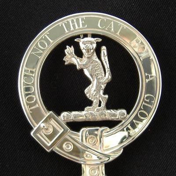 MacIntosh Scottish Clan Crest Badge in Sold Sterling or 14K Gold
