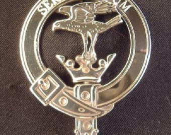 Insignia del clan escocés Hay en plata de ley maciza
