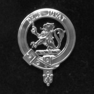 Distintivo con stemma del clan scozzese MacDuff in argento sterling massiccio