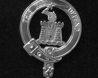 Insignia del clan escocés Kincaid en plata de ley maciza