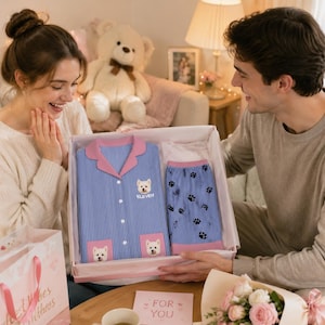 Set di pigiami personalizzati con foto di animali domestici, pigiama personalizzato per cani e gatti, abbigliamento da notte con ritratto di animale domestico, regalo di pigiama coordinato per tutta la famiglia, regalo carino per gli amanti degli animali