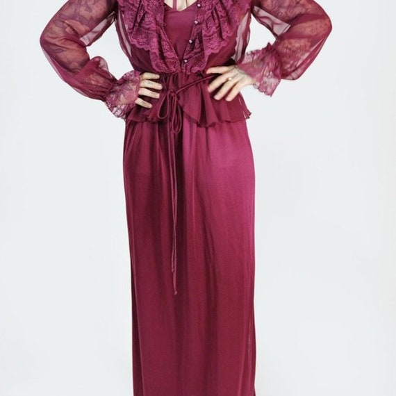 Women's Pink Burgundy Beautiful vintage maxi Dres… - image 1