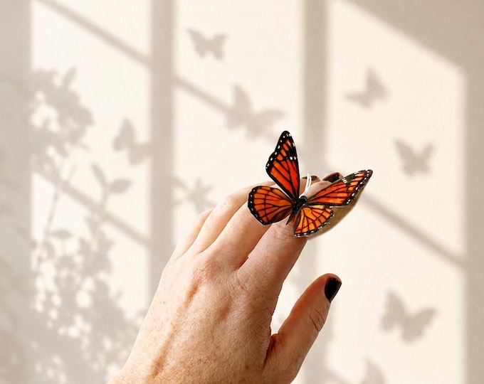 Butterfly table decor small paper Monarchs