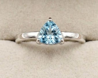 Sky Blue Trillion Aquamarine Ring, Geometric March Birthstone Ring, Sterling Silver Promise Ring, Modern  Minimalist Jewelry, Gift for Her