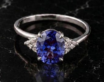 Majestic Tanzanite Oval Ring, 925 Sterling Silver Engagement Ring, Classic Blue Gemstone Promise Ring, Elegant Anniversary Gift for Women