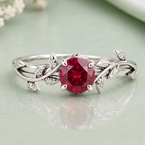 Botanisk rubinring 925 sterlingsilver naturinspirerade smycken röd ädelstensblad vinranka ring unik handgjord present till hennes årsdag