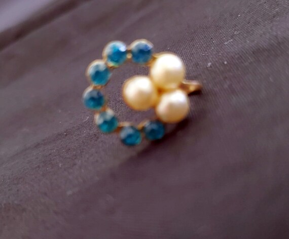 Vintage Dainty Faux Pearl and Blue Glass Rhinesto… - image 7