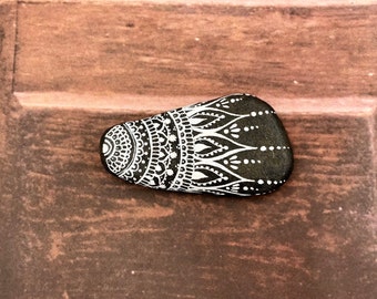 Mehndi inspired hand painted rock- paperweight, garden art, decorative stone