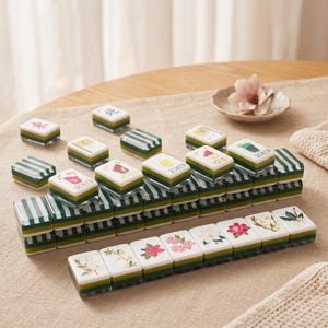 Golf Acryl Amerikaans Mahjong Set, Groen Gestreepte Bloemmotieven (Cadeau voor een spelletjesavond)
