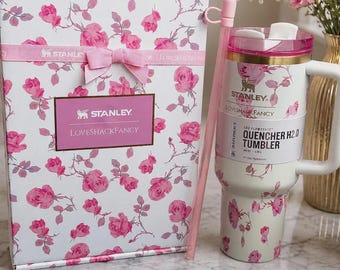Stanley LoveShackFancy Quencher H2.0 Tumbler 40oz Pink Floral Cup with Straw & Gift Box S