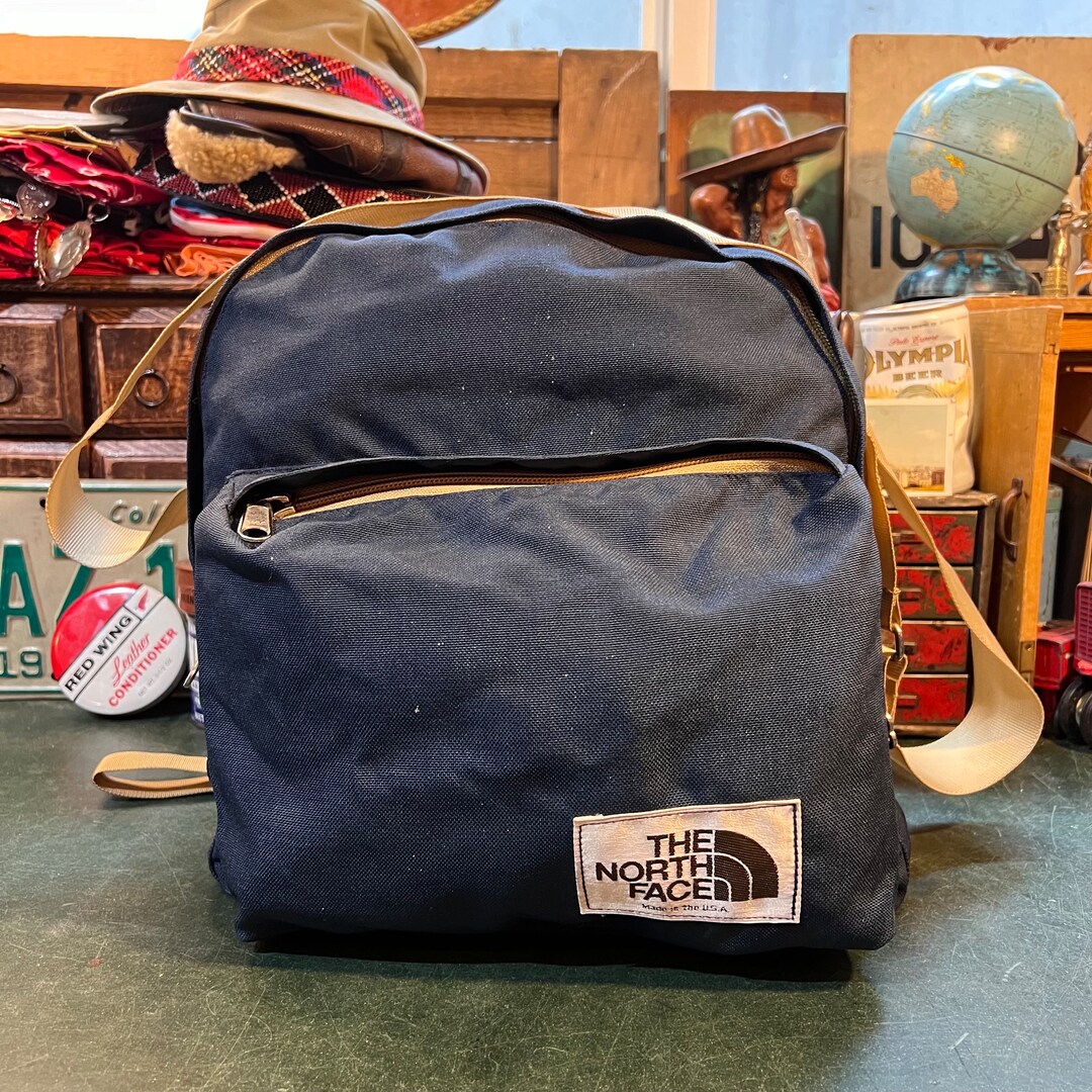 Amazon.com: THE NORTH FACE Y2K Shoulder Bag, TNF Black