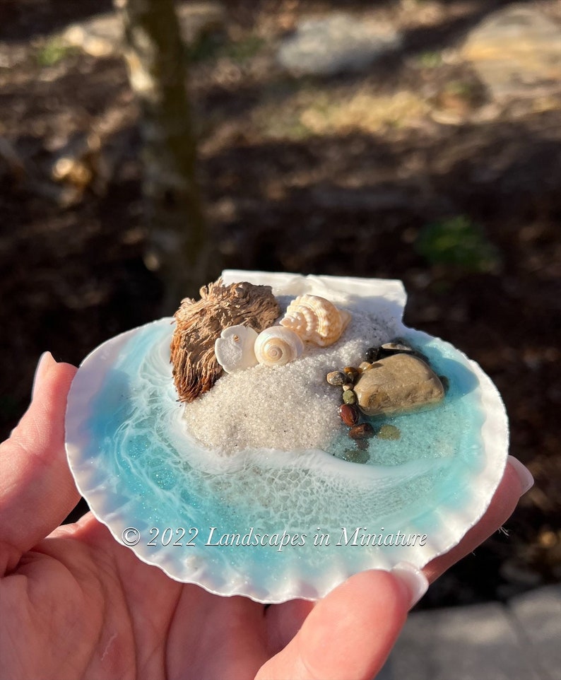 Beach Scene in Real Seashell 3-D Sand Beach Therapy, Shells 1-3 by Landscapes In Miniature image 2