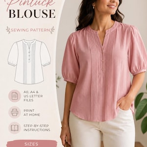 Könnte beinhalten: Eine altrosa Bluse mit V-Ausschnitt, vertikalen Biesen und kurzen Puffärmeln. Das Bild enthält Text für ein Schnittmuster, der A0-, A4- und US-Letter-Dateien, Druckoptionen für zu Hause, eine Schritt-für-Schritt-Anleitung und die Größen XS-5XL angibt.