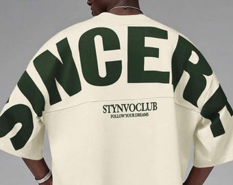 Sincere Oversized T-Shirt und Shorts Set Creme, T-Shirt mit großem Rückenprint, passendes zweiteiliges Outfit, Unisex Streetwear Co-ord