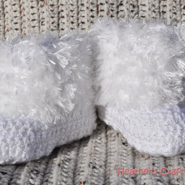 CROCHET PATTERN - Furry Baby Booties