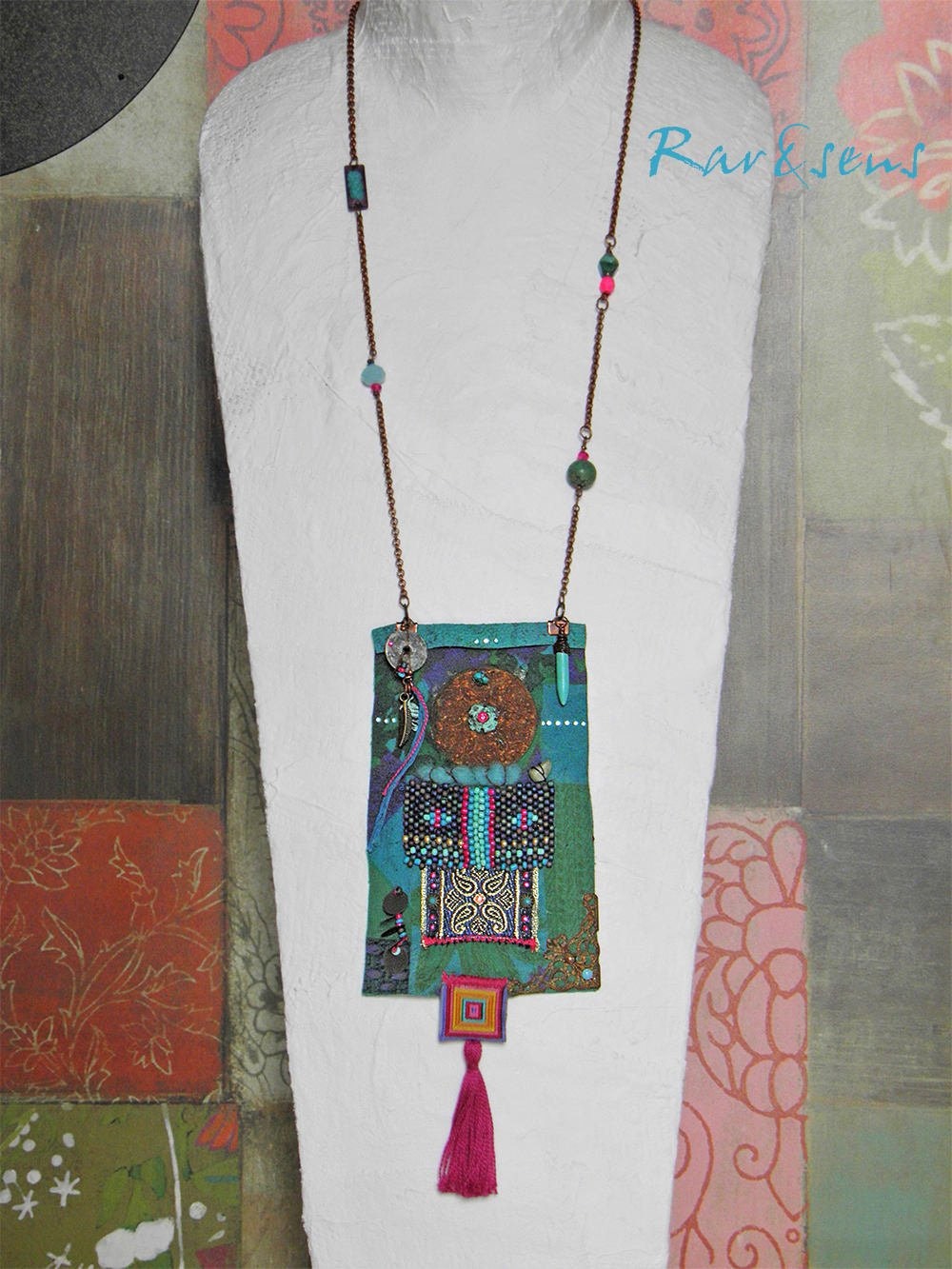 Ethnic necklace turquoise suede-hip