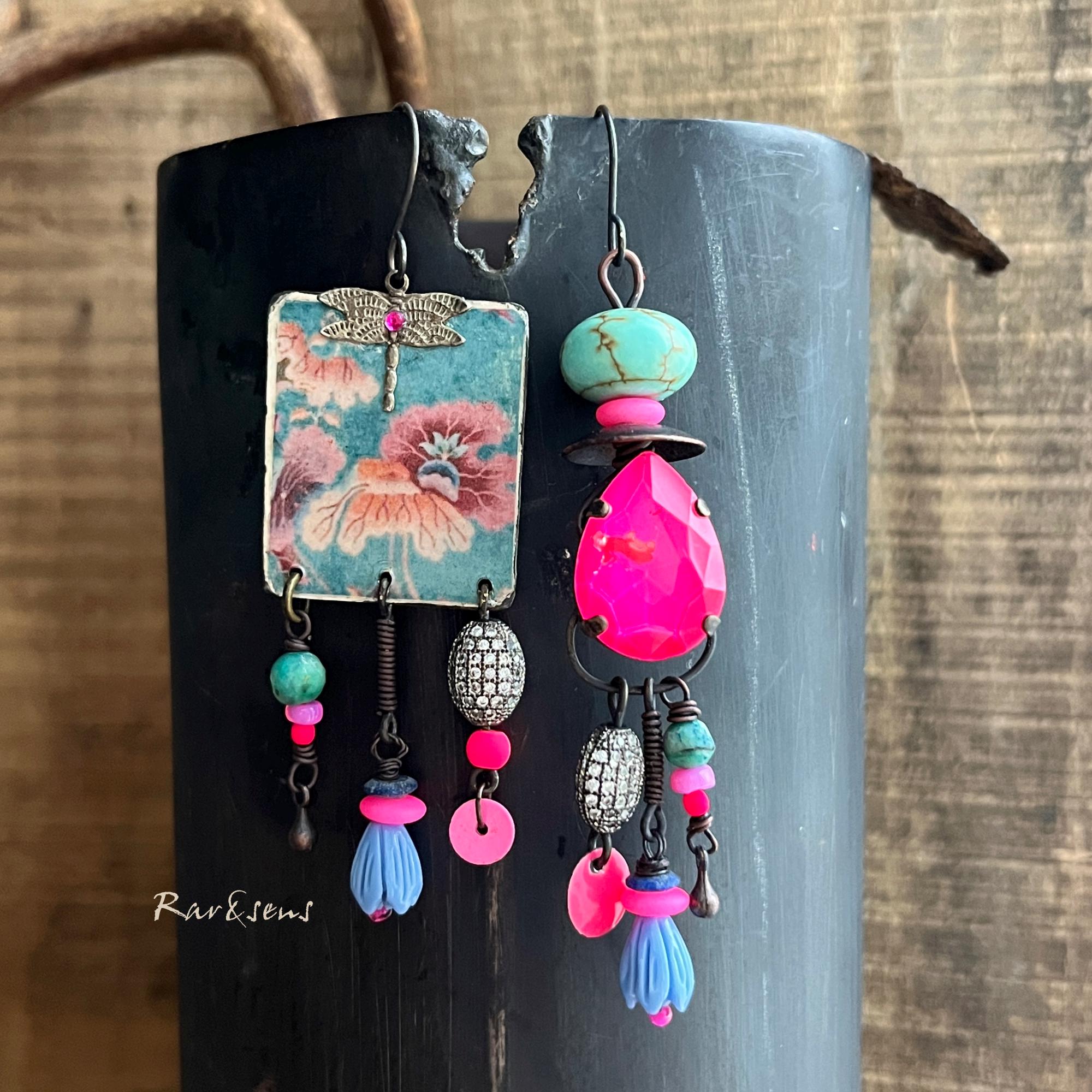 Grandes Boucles D'oreilles Clou Vintage Anneau Avec Perles Poire Noir Et Or - Occasion Très Bon état