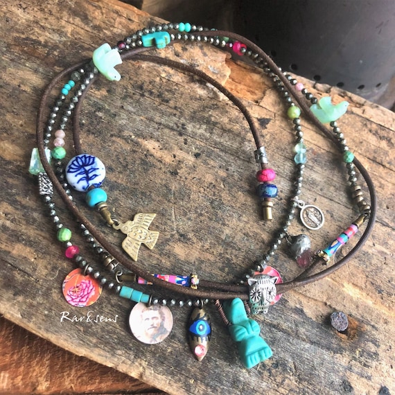 Bohemian look long necklace with be