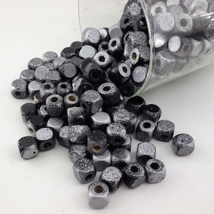 Wood cube Beads,Wooden silver Beads,Square Wooden Beads,20 Natural wood Cube Beads,Square Wood black Beads,macrame wooden Bead,Cube bead 9mm