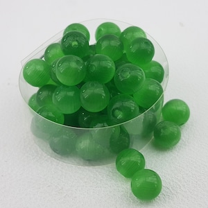 light green cat s eye beads,6 mm cat s eye crystal beads,green small cat s eye Beads,round green cat s eye beads,green cat s eye smooth bead