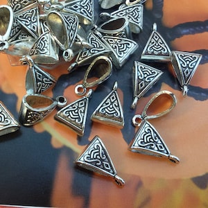 decorative silver bails,Silver tone Pendant Bails,15 mm silver bail beads,ornate silver tone pendant bead Bail,fancy details pendant holder