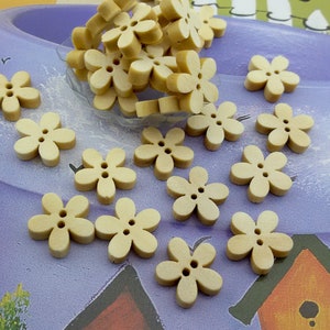small wooden flower buttons,decorative buttons,floral style wooden buttons,wooden buttons for scrap booking,decorative flower wooden button