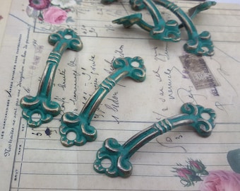 victorian design pull handle,4 patina drawer handle,jewel box handle,small handle,decorative gift box pull handle,scrapbook patina pulls