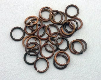 anelli di rame, 25 anelli di salto in vero rame anticato, anelli aperti da 10 mm, orecchini anelli di rame, anelli O, anelli di salto patina di calore, anelli di patina ossidati
