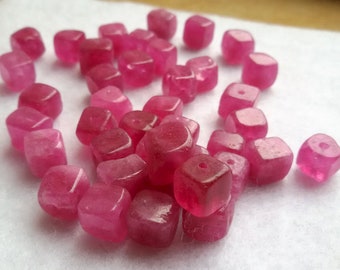 rose red tourmaline bead,pink crystal beads,irregular shape tourmaline bead,semi precious tourmaline bead,rose tourmaline gemstone beads