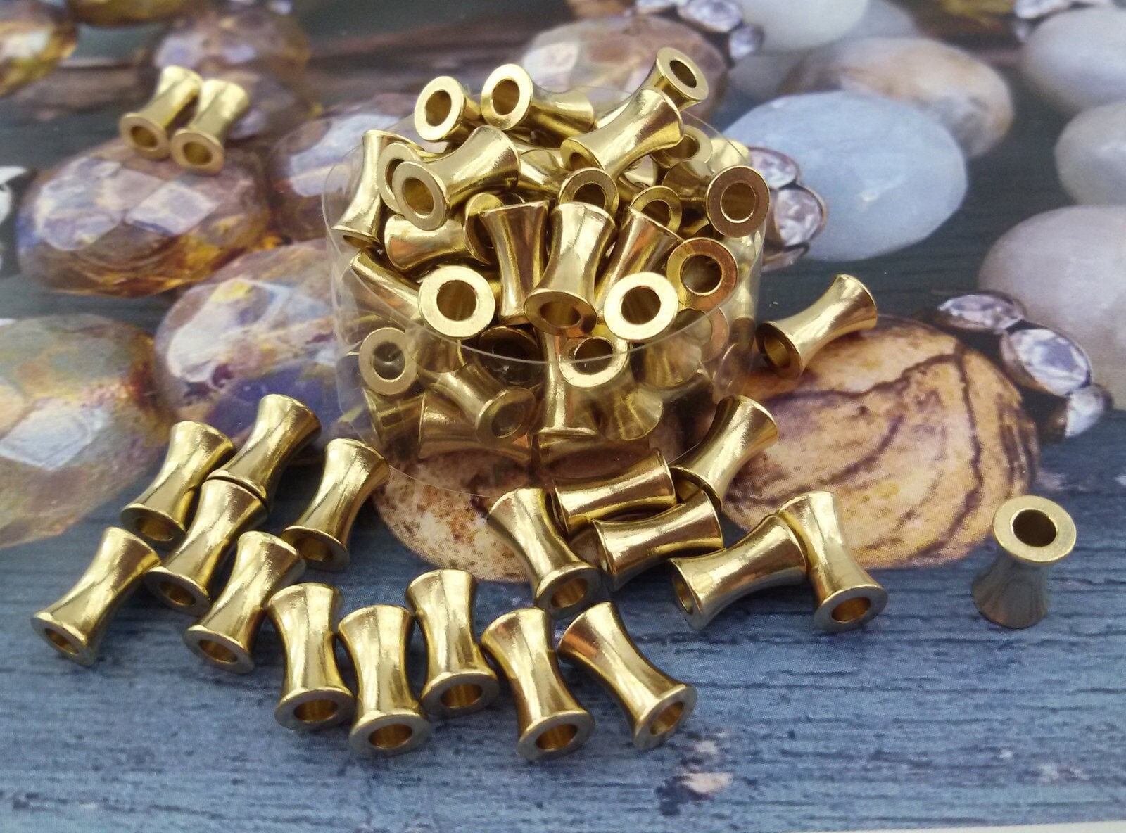 100Pcs Crimp Tube Beads 18K Gold Plated Brass Crimping Tube Spacers 2mm  Cord End Caps Loose Stopper Beads for Earring Necklace