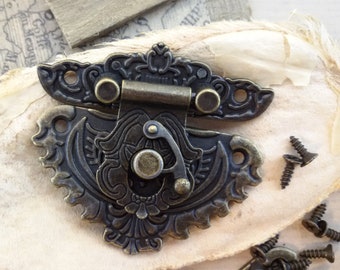 decorative metal latch,retro decor latch,ornate hasp for box,decorative metal hasp,wine box latch,antique patina lock,vintage box closer
