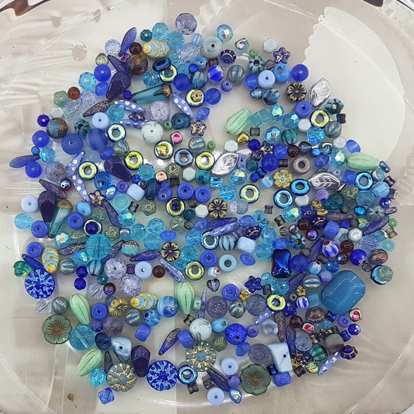 Perle de verre bleue mélangée, mélange de perles de verre bleues en vrac, lot en vrac de perles de verre bleues, sélection de perles de verre bleues, mélange de perles de verre bleues