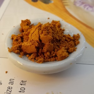 Pigment d’or fondu à la cire, pigment d’or blanc de stylo, perle de poudre de mica d’or en or, poudre de mica effet scintillant d’or, poudre de mica à effet scintillant d’or