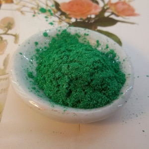 grünes Mica Pigment Pulver,metallic Mica Pulver,Epoxidharz grünes Pigmentpulver,Schleimpigment,Nagellackpigment,Lack grünes Pigmentpulver