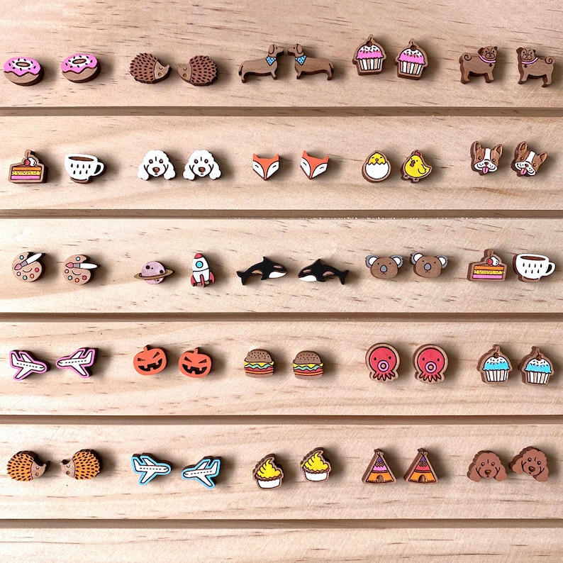 Food Series Cute /& Quirky Pink Cupcake Muffin Wood Novelty Mini Stud Earrings