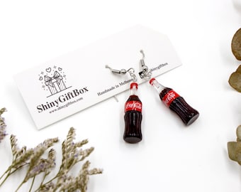 Pendientes de resina con forma de botella de Coca-Cola (comida o bebida)