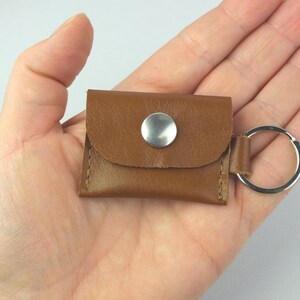 Mini portafoglio in vera pelle per monete o Airtag - portachiavi con tasca per chip - regalo per lei - regalo per lui