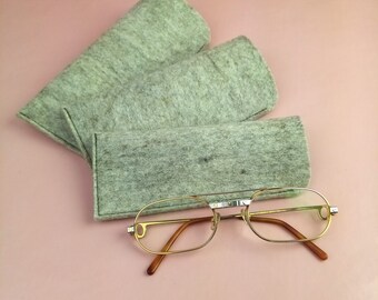 Glasses case made of 100% wool felt in 3 sizes/soft case for glasses/sunglasses/reading glasses, gift for girlfriend or boyfriend